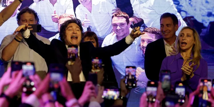 Javier Milei convocó a la mayoría de los gobernadores para acordar las reformas