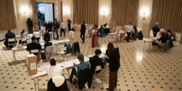 La Justicia comienza el recuento de votos y Fuerza Patria no pierde la esperanza